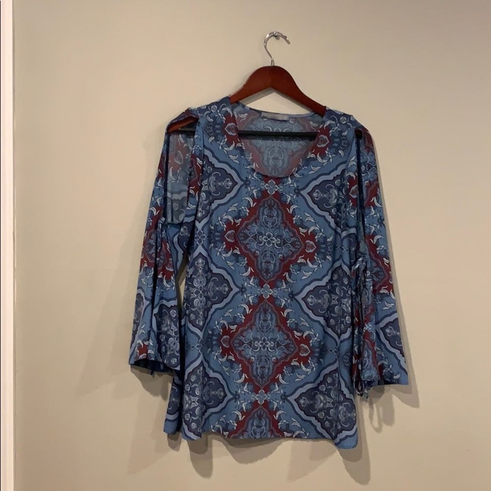 Long sleeved mini dress
